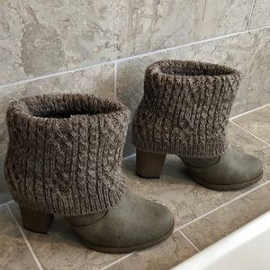 MUKLUKS Knit Sweater Overlay Cuffed healed Bootie